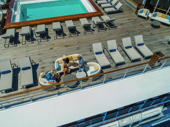 Paul Gauguin Cruises MS Paul Gauguin Sun Deck Lifestyle 3 ©Paul Gauguin Cruises.jpg